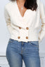 PULL AVEC BOUTON SUR LE DEVANT
